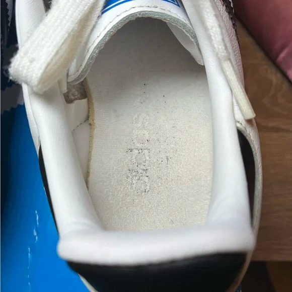 adidas Samba OG Shoes (M7/W8) - Picture 11 of 16